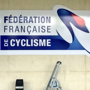 Enseigne-Lumineuse-Fédération Francaise-de-Cyclisme-soliexpo-komis-plv-signaletique
